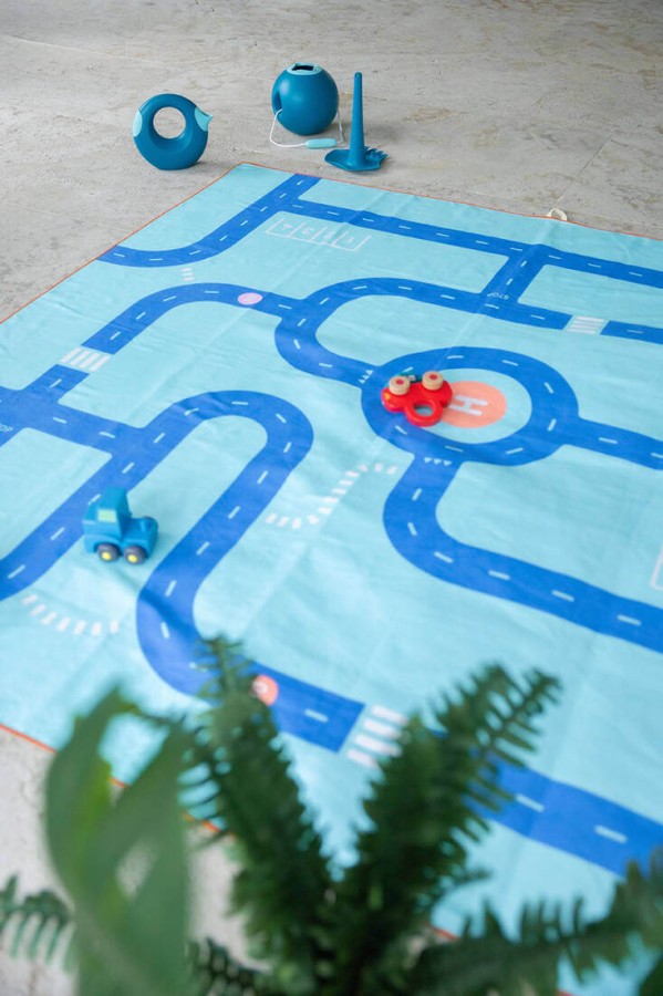 Dwustronny ręcznik plażowy PlayTowels 180 x 180cm - Road / QUUT