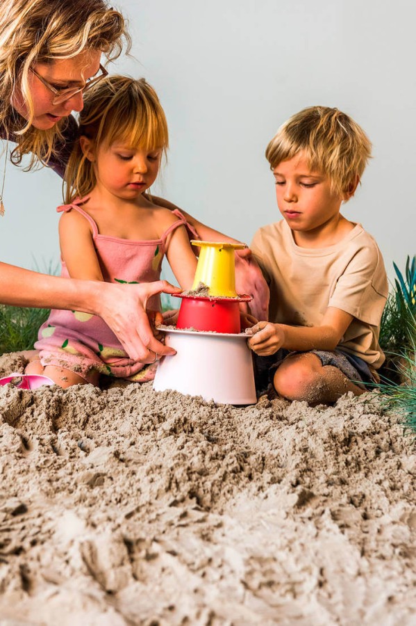 Zestaw 3 foremek do piasku Wieża Alto Cherry + Banana Pink / QUUT