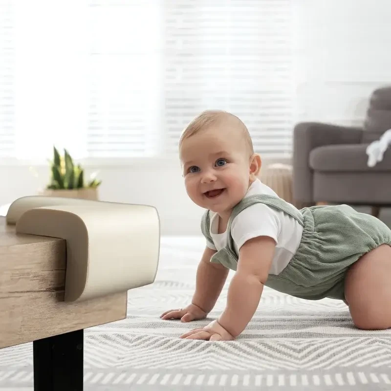 Piankowe zabezpieczenia narożników mebli – Kremowe, 4 szt. / SIPO