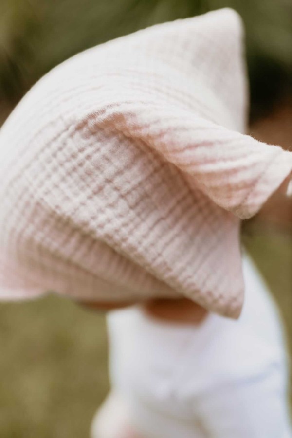 Muślinowa chustka z daszkiem - Petrol / Sleepee