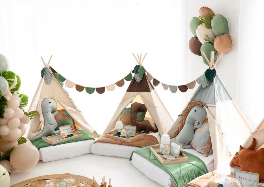 Poduszka dino diplok, brązowa / Cozy & Dozy