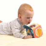 Tkaninowa kostka aktywizująca z listkiem i lusterkiem / LUDI